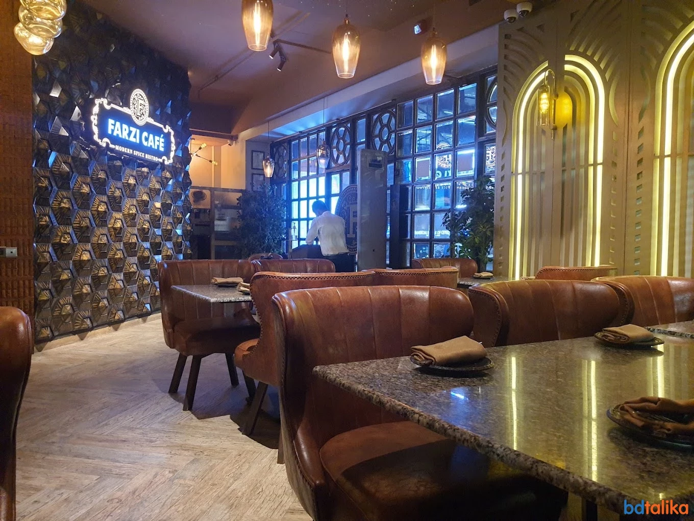 Farzi Café Dhaka - Modern...